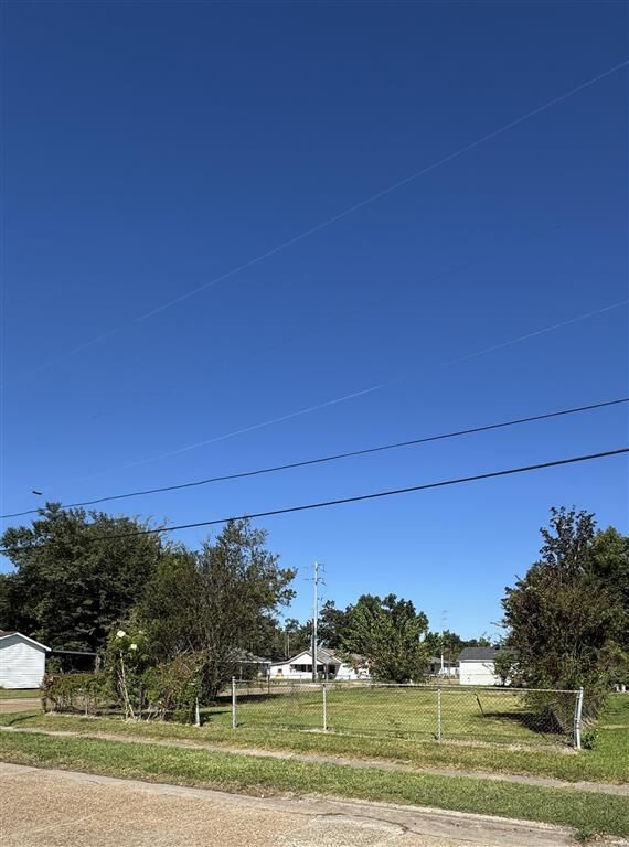 Property Photo:  1001 Fall Street  LA 70601