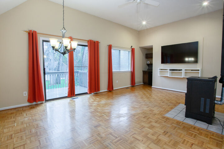 Property Photo: 2 Quail Drive 2 CT 06081