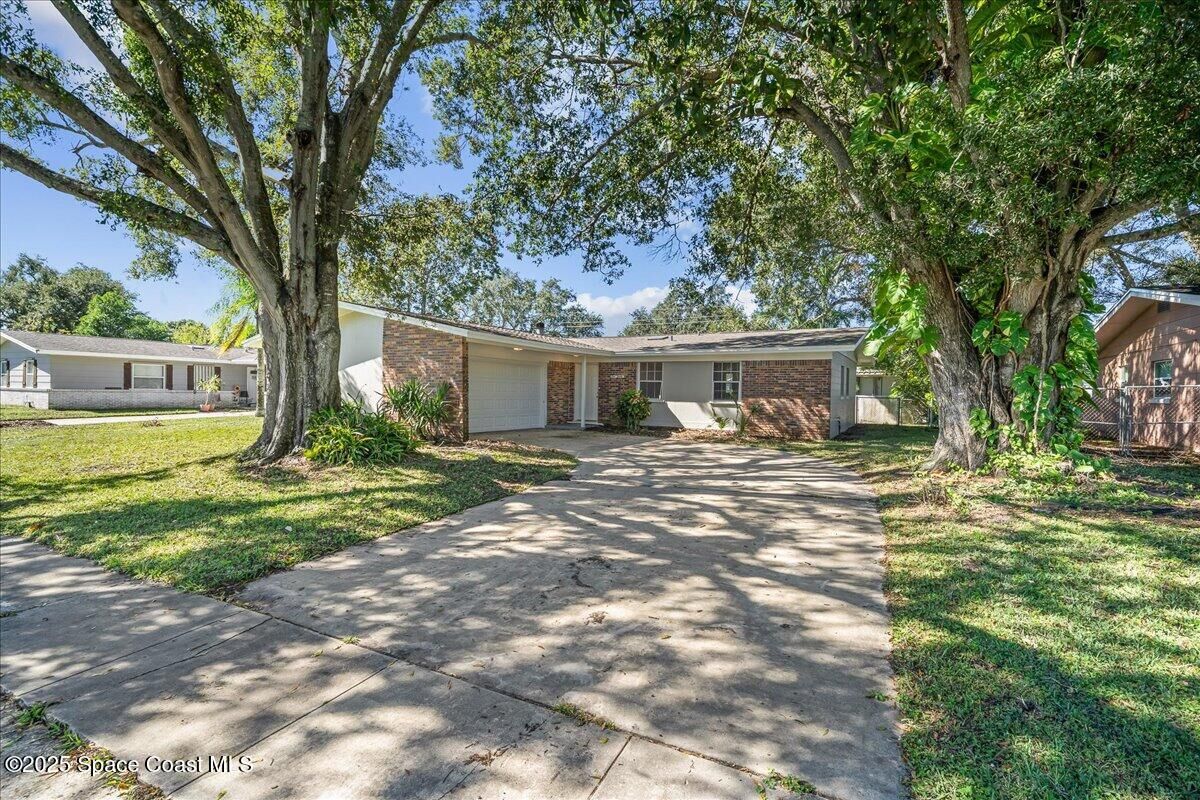 Property Photo:  130 Forrell Avenue  FL 32796