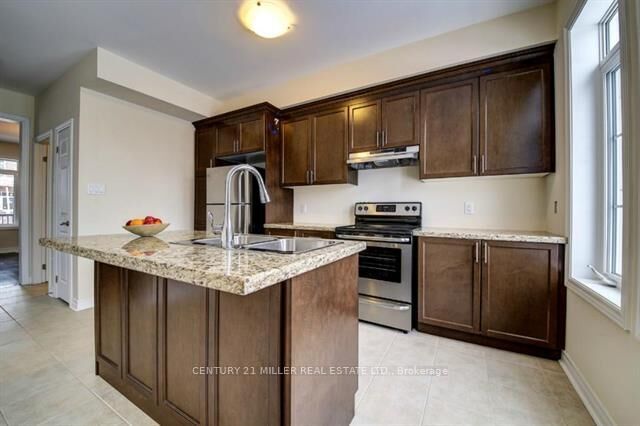 Photo de la propriété:  3092 Eberly Woods Drive  ON L6M 0T7