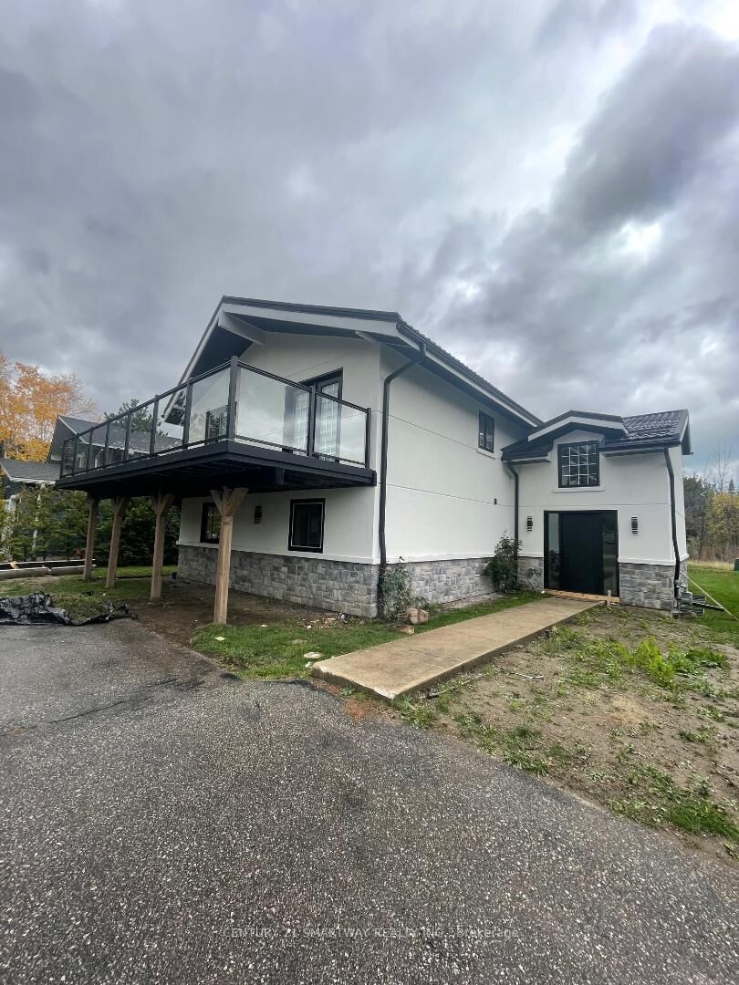 Property Photo: 107 Campbell Crescent ON L9Y 0P9