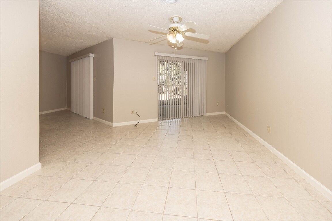 Property Photo:  11 Deerfield Drive 2  TX 78676 