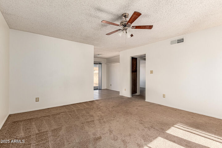 Property Photo:  1328 E Palmdale Drive  AZ 85282 