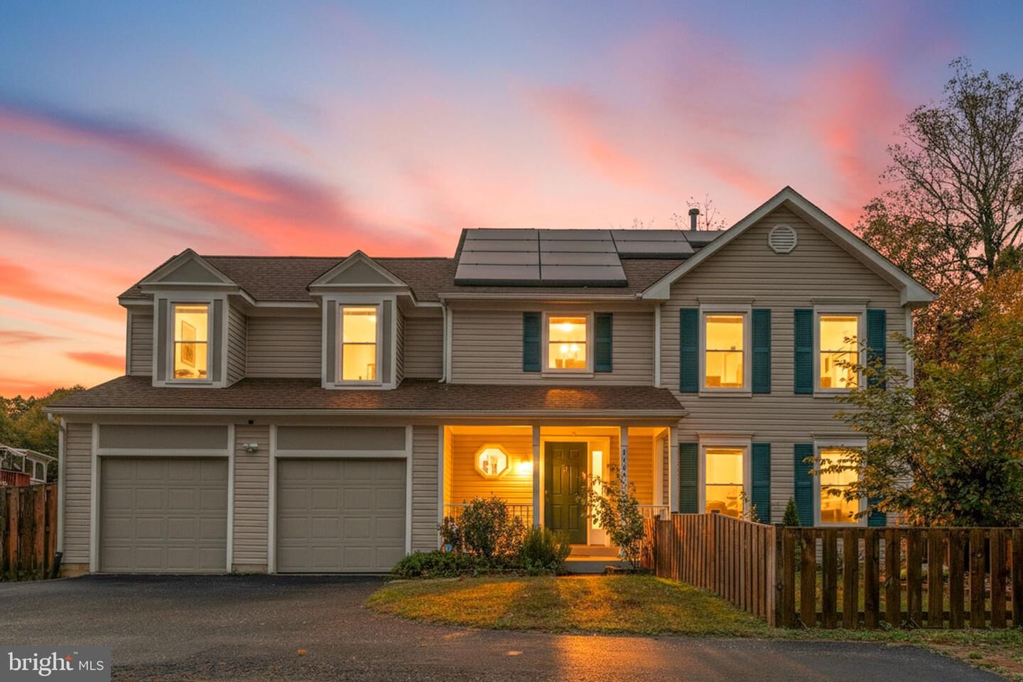 Property Photo: 3707 Green Ash Court MD 20705