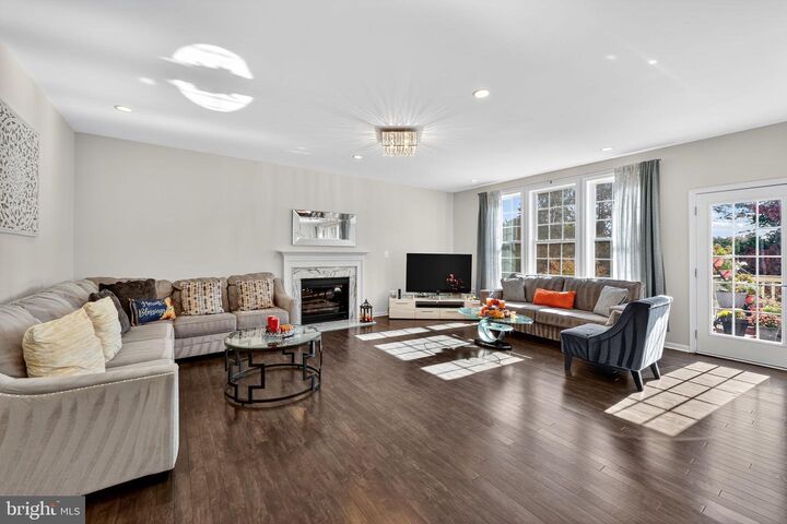 Property Photo: 24067 Audubon Trail Drive VA 20105