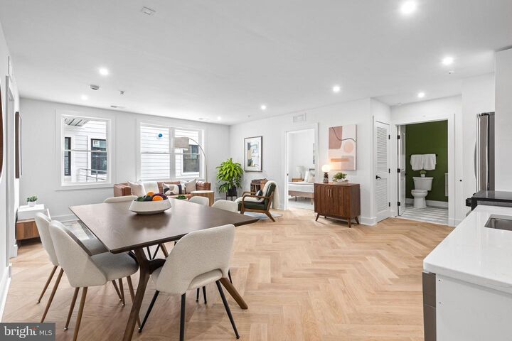 Property Photo: 1124 Florida NE 406 DC 20002