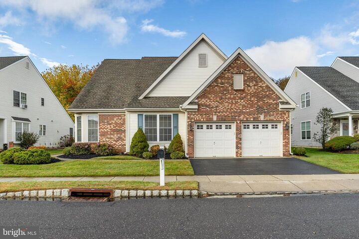 16 Hibiscus Drive  Marlton NJ 08053 photo