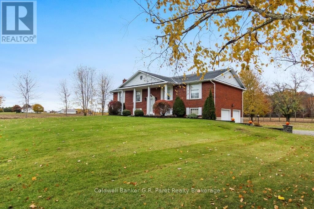 Property Photo: 591960 Oxford County Rd 13 ON N0J 1R0