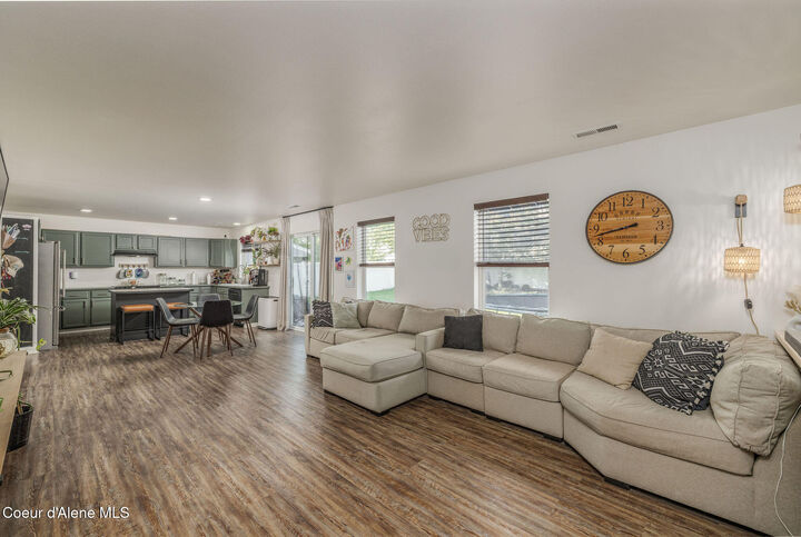 Property Photo:  6553 N Kite Ln  ID 83815 