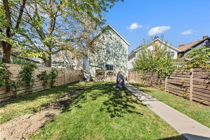 Property Photo:  1404 South Ohio Avenue  OH 43206 