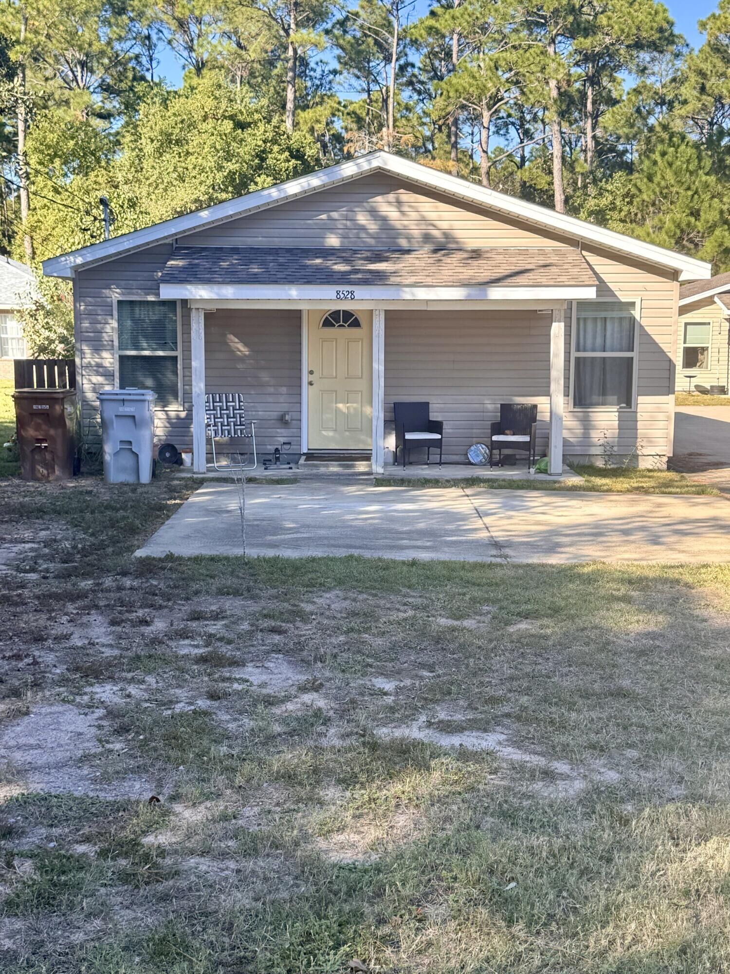 Property Photo: 8528 Laredo Street FL 32566