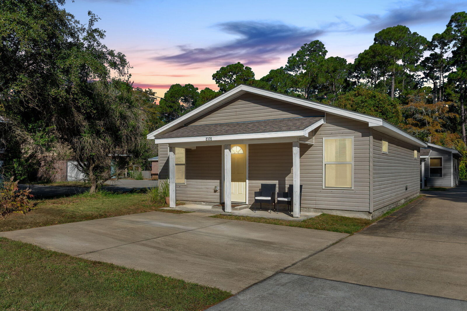 Property Photo: 8528 Laredo Street FL 32566