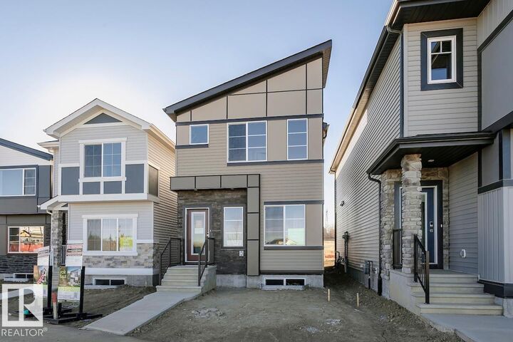 4303 Kinglet Drive NW  Edmonton AB T5S 2C2 photo