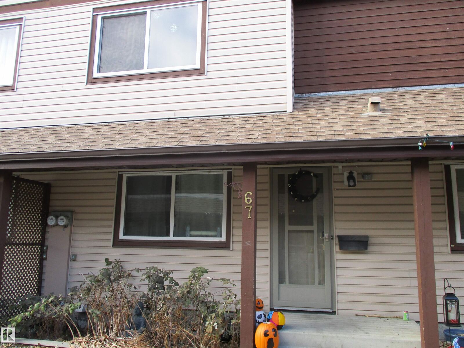 Property Photo: 13833 30 Street NW 67 AB T5Y 2B2
