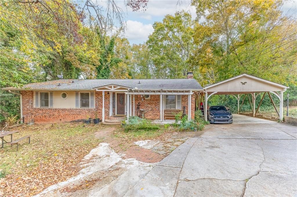 Property Photo:  1454 Longview Drive  GA 30501 