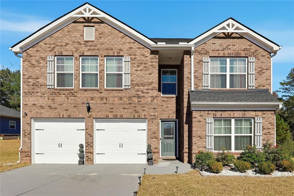 Property Photo: 55 Twin Lakes Drive GA 30016