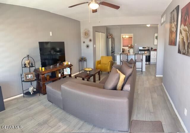 Property Photo: 652 Dolan Street TX 79905