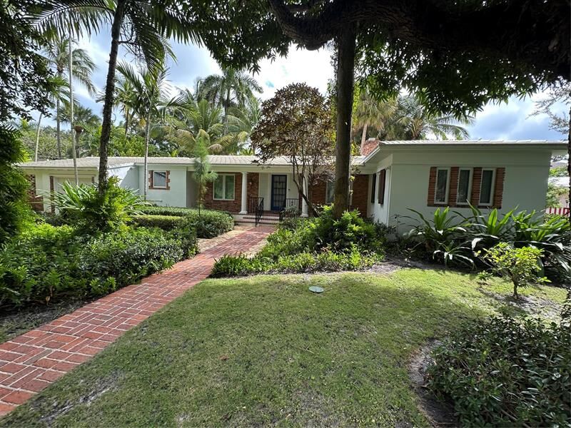 Property Photo: 410 SE 16th Avenue FL 33301