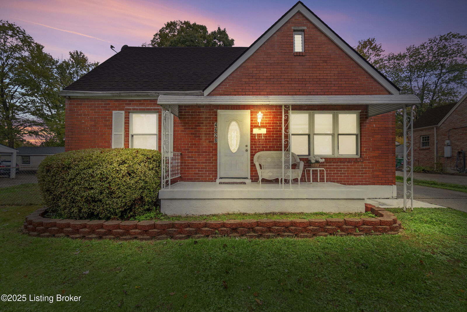 Property Photo:  4628 Kiefer Rd  KY 40216