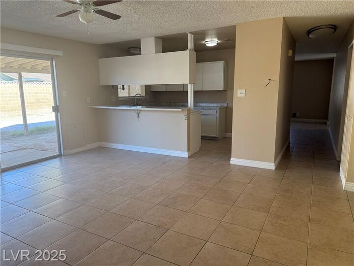 Property Photo: 4348 El Campana Way NV 89121