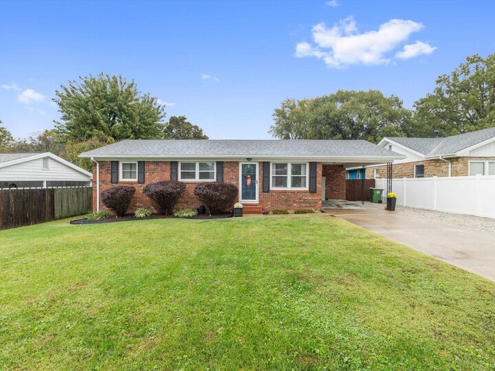 229 Springer Dr.  Henderson KY 42420 photo