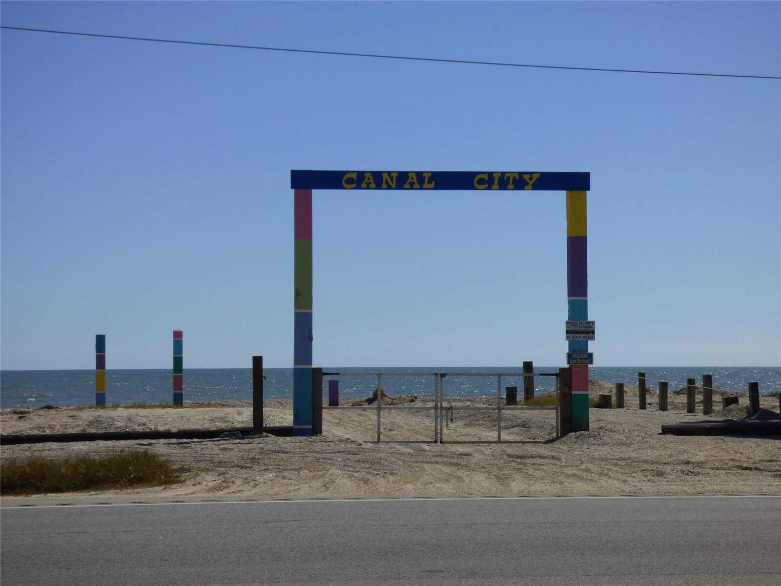 Property Photo: 1105 Van Sant TX 77617