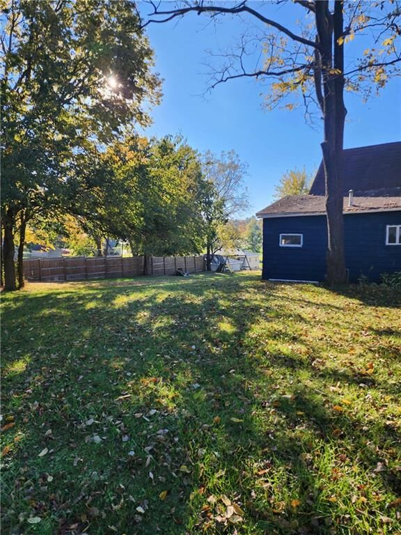 Property Photo: 307 N 14th Street MO 64485