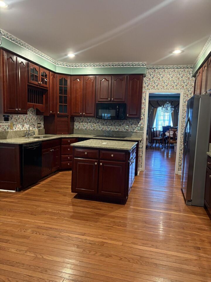 Property Photo:  194 Meadowview Lane  KY 41501 