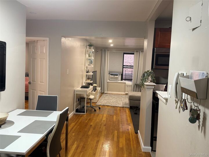 Property Photo: 3123 Bailey Avenue 3A NY 10463