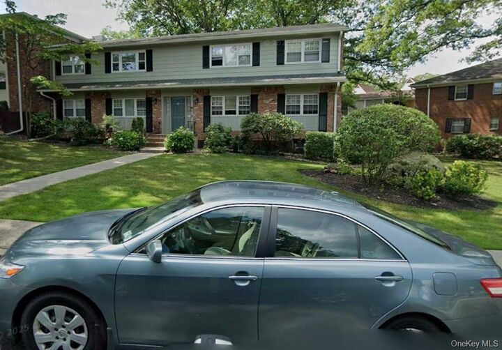 31 Milford Lane  Suffern NY 10901 photo