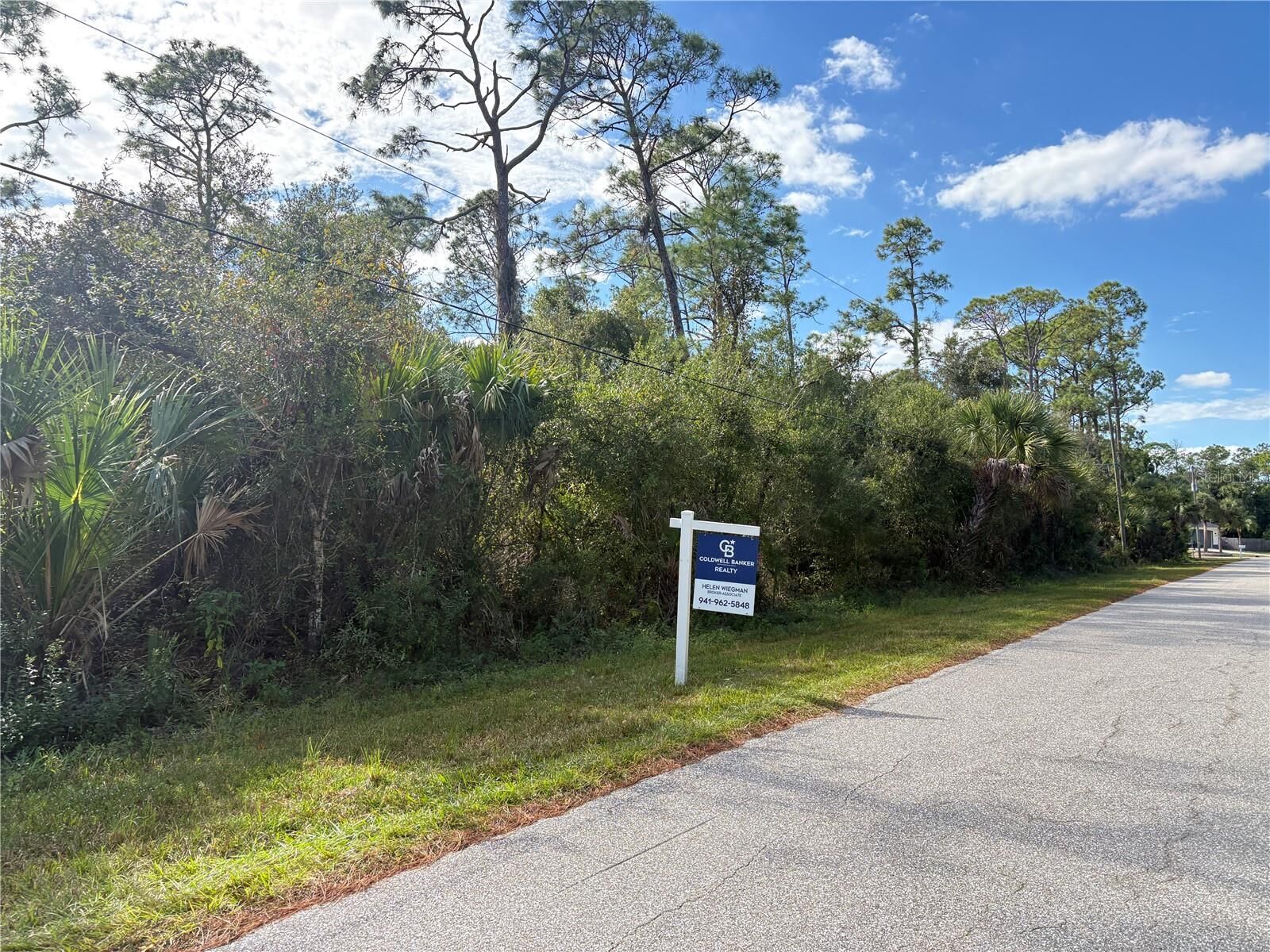 Property Photo:  Cobbler Lane  FL 34286 