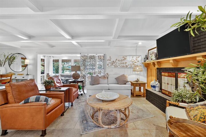 Property Photo:  5426 Twin Palms Road  FL 34731 