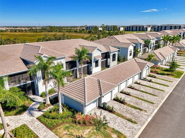 Property Photo:  12520 Galapagos Court 106  FL 34293 