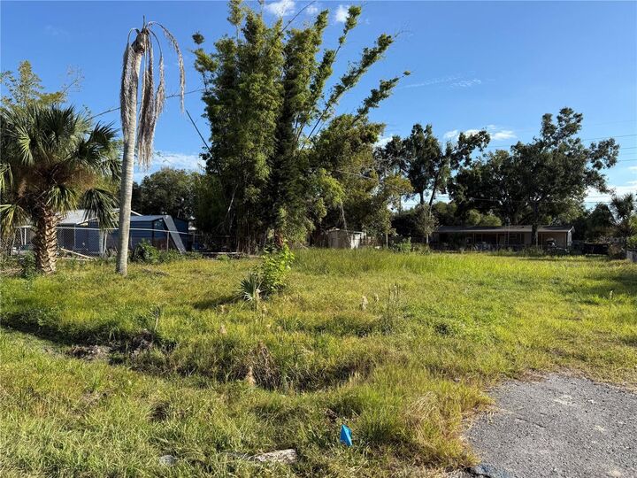Property Photo: 7013 S 51st Avenue FL 33619