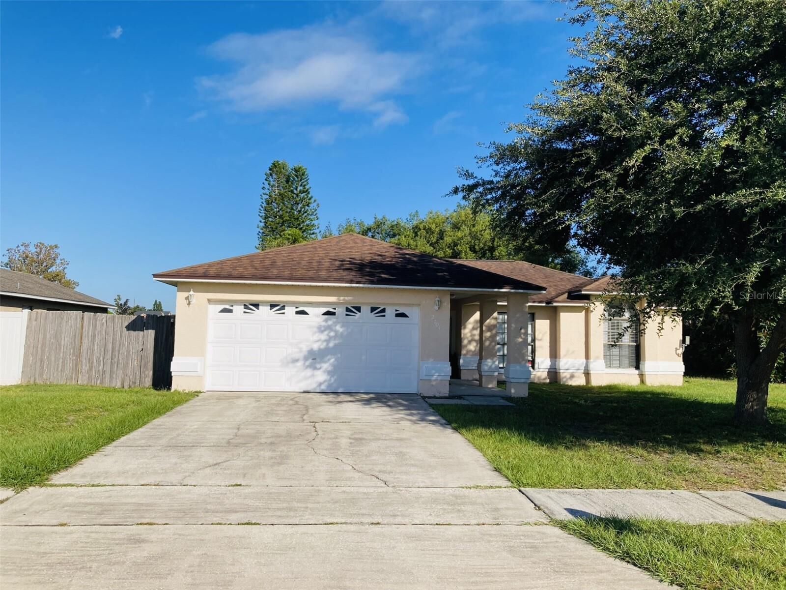 Property Photo: 2704 Kendall Avenue FL 34744