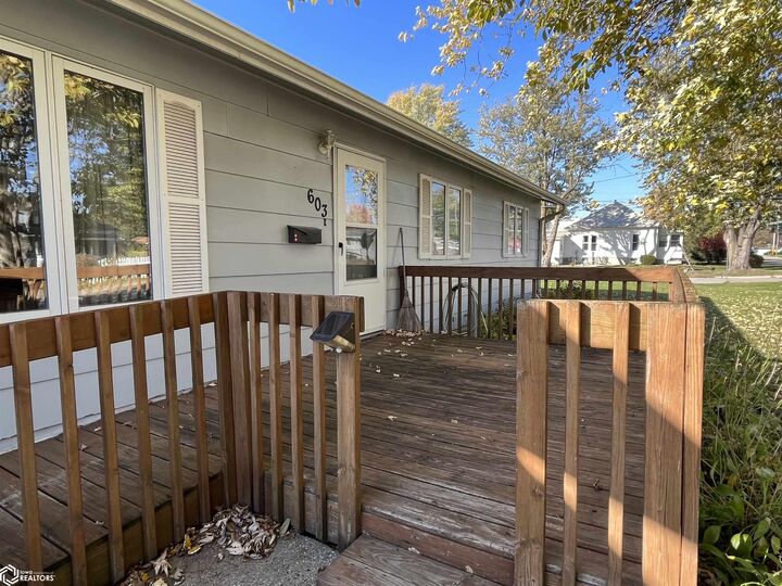 Property Photo:  603 S 10th Street  IA 52531 