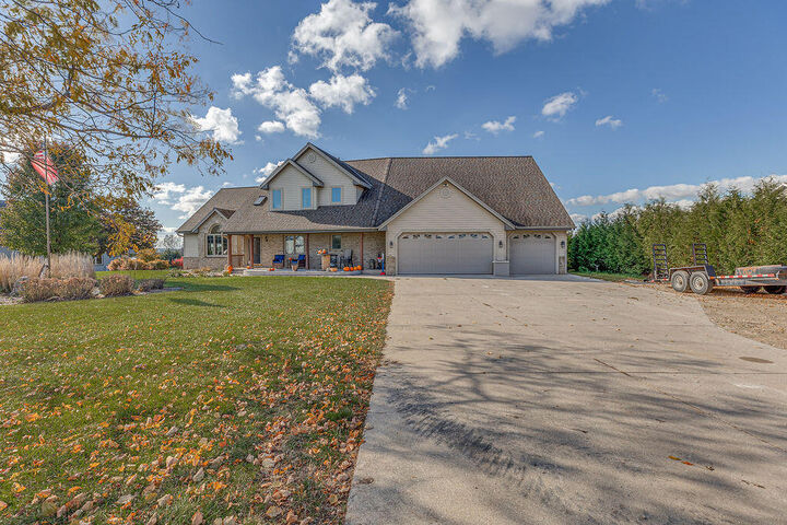 Property Photo:  N558 Schroeter Dr  WI 53075 