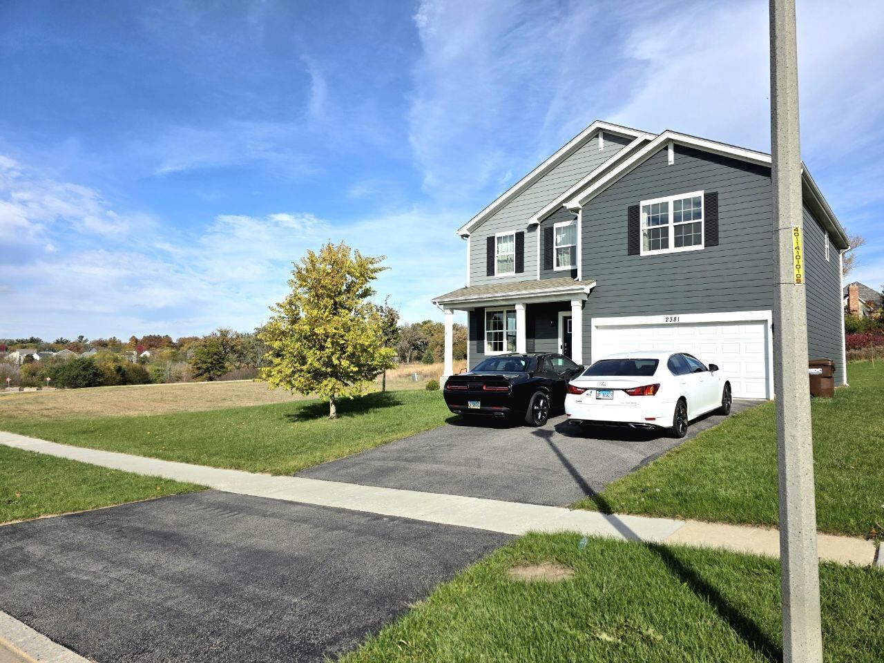 Property Photo: 2381 Fairview Circle IL 60098