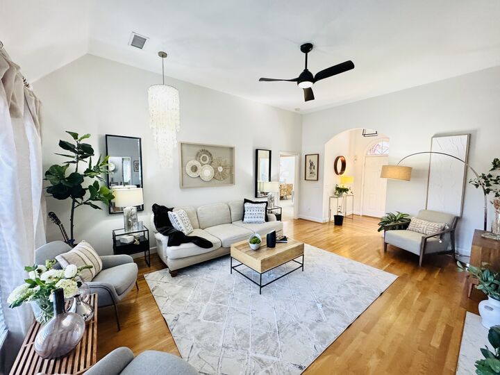 Property Photo: 5421 Fredericksburg Way W TN 37027