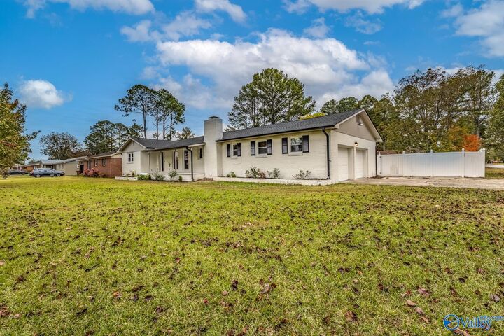 Property Photo: 1715 Vinca Street SW AL 35601