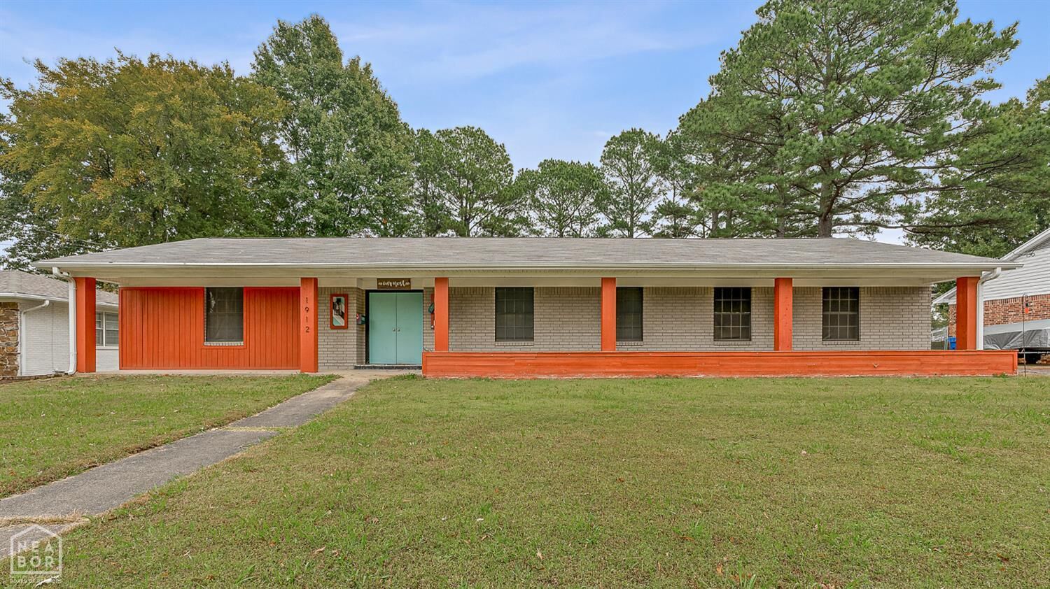 Property Photo:  1912 Sherwood Drive  AR 72401 