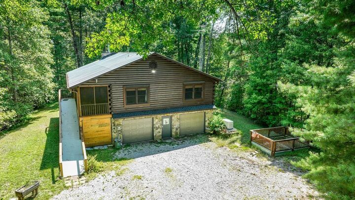 Property Photo:  192 Fingerboard  TN 37369 