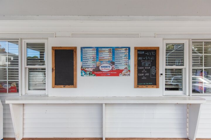 Property Photo:  11 Eastman Street  NH 03301 