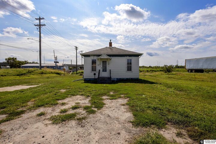 Property Photo:  101 W J Street  NE 68508 