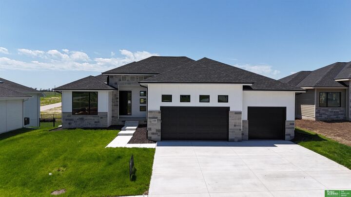 5408 N 212 Street  Elkhorn NE 68022 photo