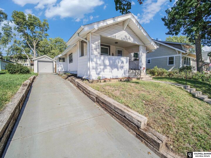 Property Photo: 1934 Park Avenue NE 68502