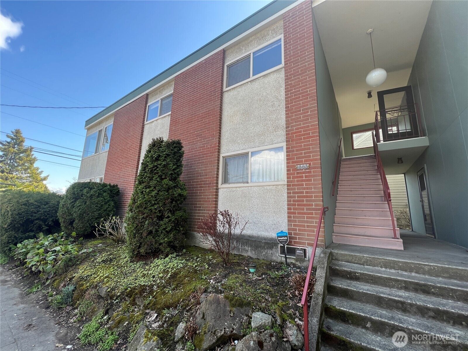 Property Photo: 1505 E Galer Street 3 WA 98112