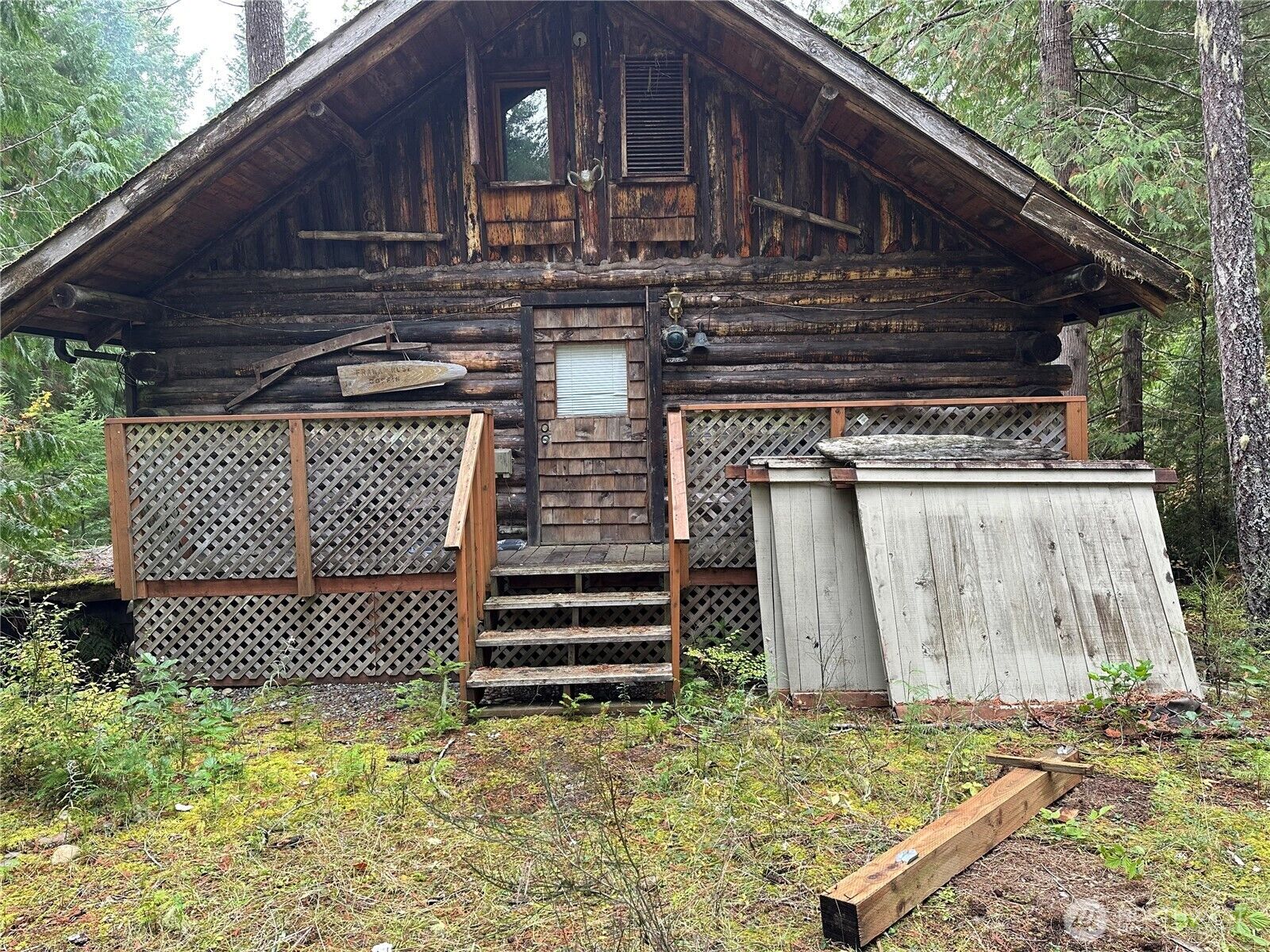 Property Photo:  20 N Deer Court  WA 98548 
