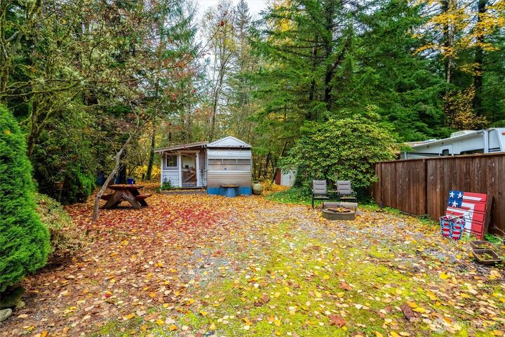 1017  Maple Lane  Sumas WA 98295 photo