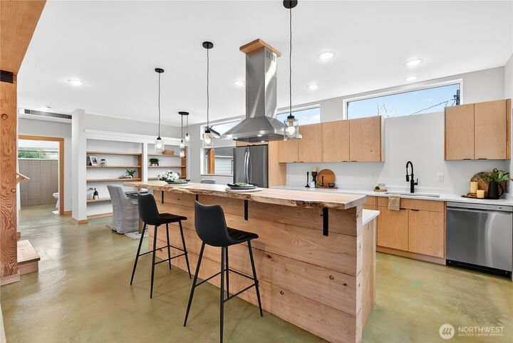 Property Photo: 2602 Woburn Street WA 98226